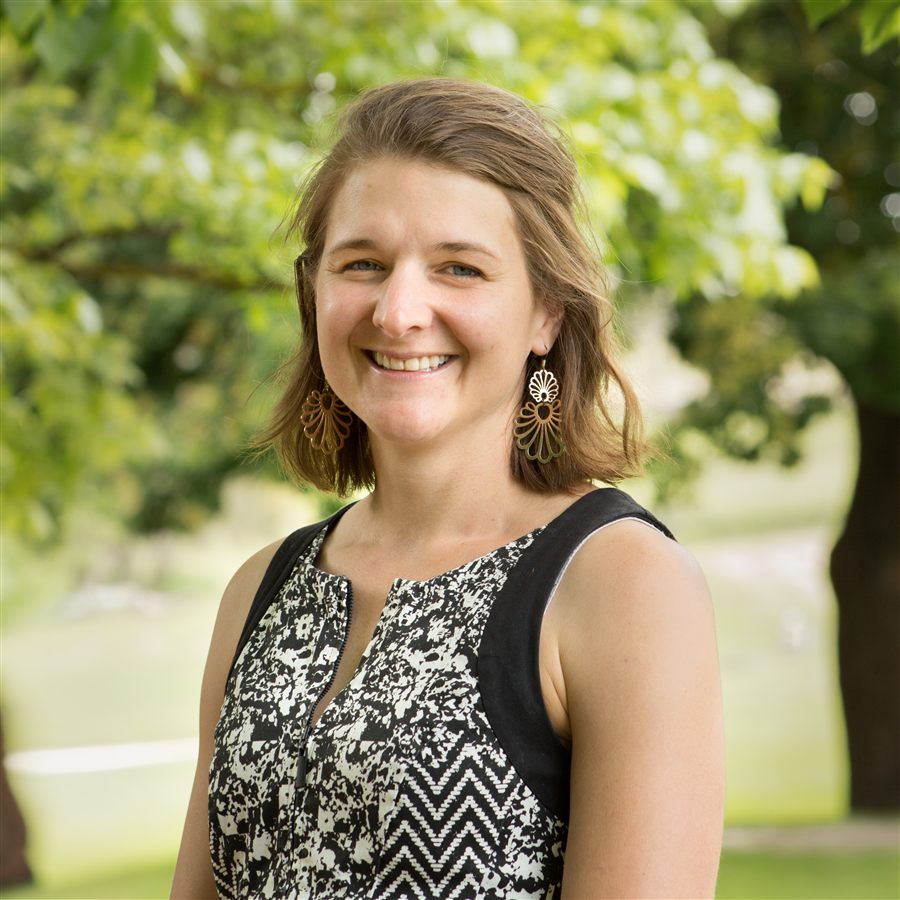 Dr Jacqui Wagner